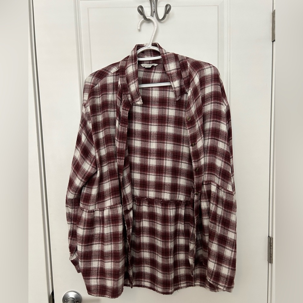 American Eagle Outfitters. Babydoll flannel. Size M.